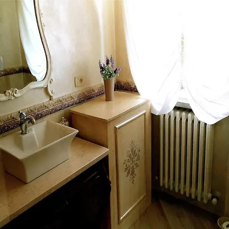 度假居 In Montecarlo With Pool And Scenic Views San Piero in Campo (Tuscany)